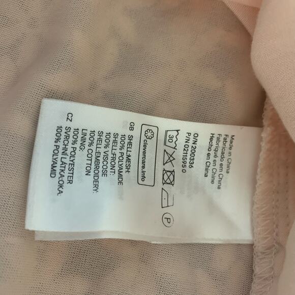 Divided by H&M Light Pink Sleeveless Top with Embroidered Scoop Neck Top Size 4 - Picture 5 of 7